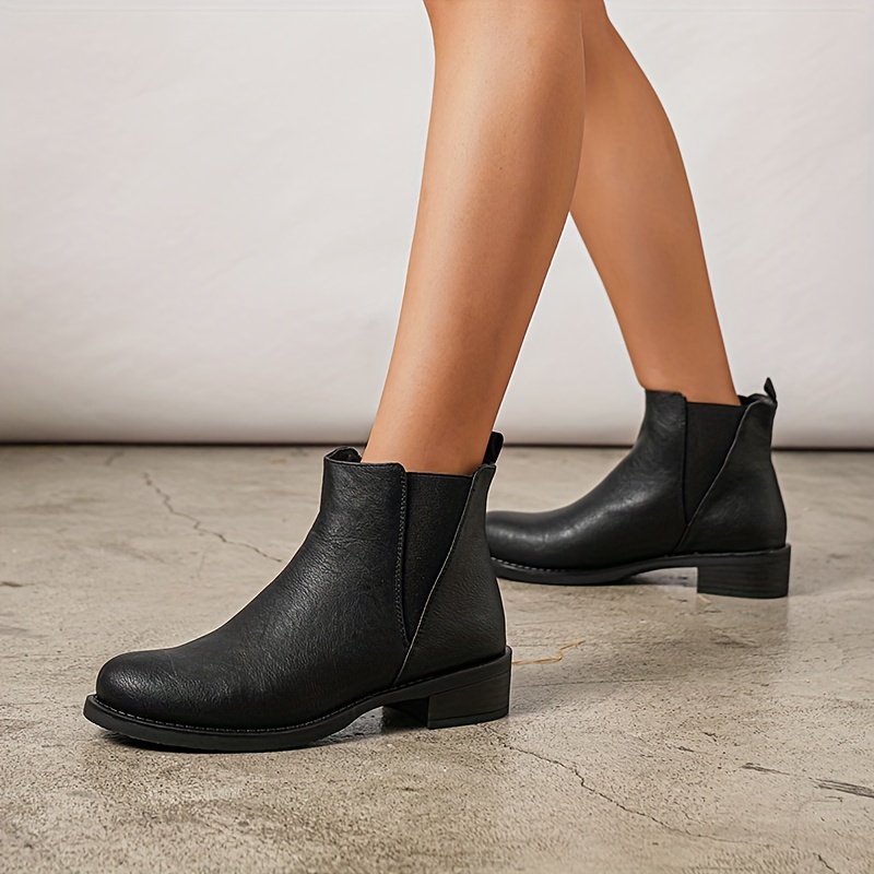 

Women's Ankle Low Chelsea Booties On Fall