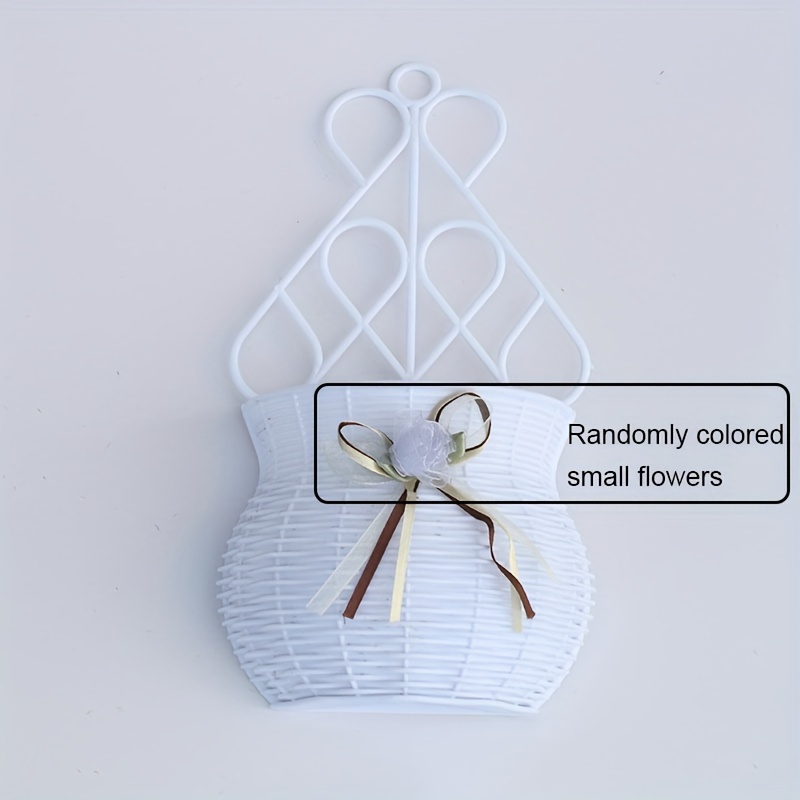 1pc Wall Mounted Flower Blue Pot Without Punching Creative Hanging Simulation Plant Dry Flower Pot Flower Basket, Random