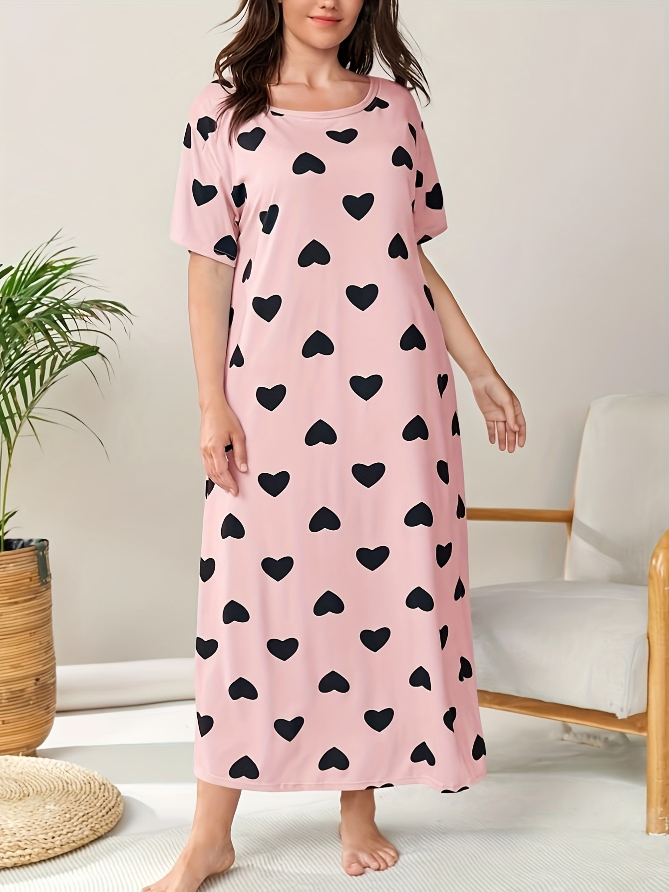 Women's Plus Casual Sleep Dress, Plus Size Heart Print Short Sleeve Crew Neck Nightdress