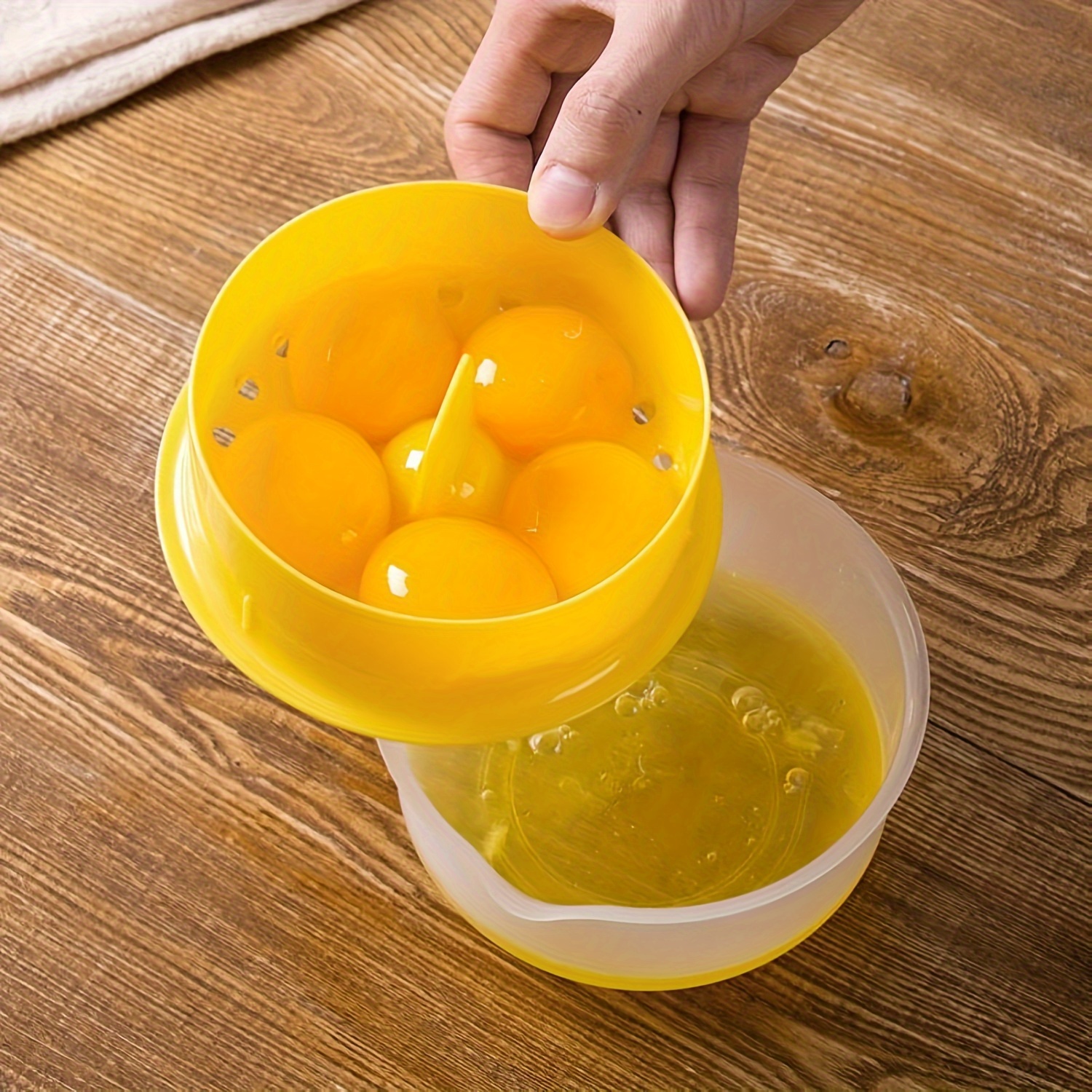 Separatore di Uova di Grande Capacità - Colino per Giallo e Bianco Facile da Pulire per Uso in Cucina e Ristorante, Plastica Resistente