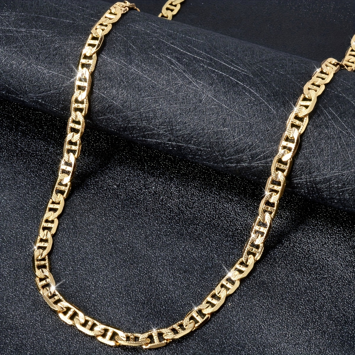 ZEADEAR Geometric Copper Chain Necklace 6mm Wide Embossed Blade