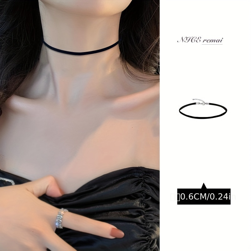 Black neck best sale necklace