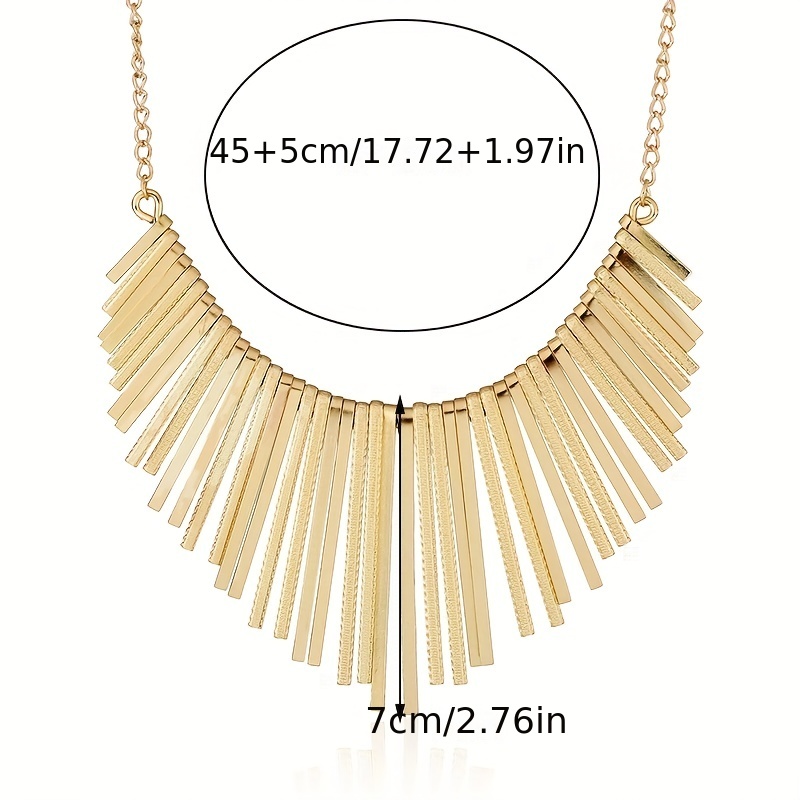 Metal hot sale tassel necklace