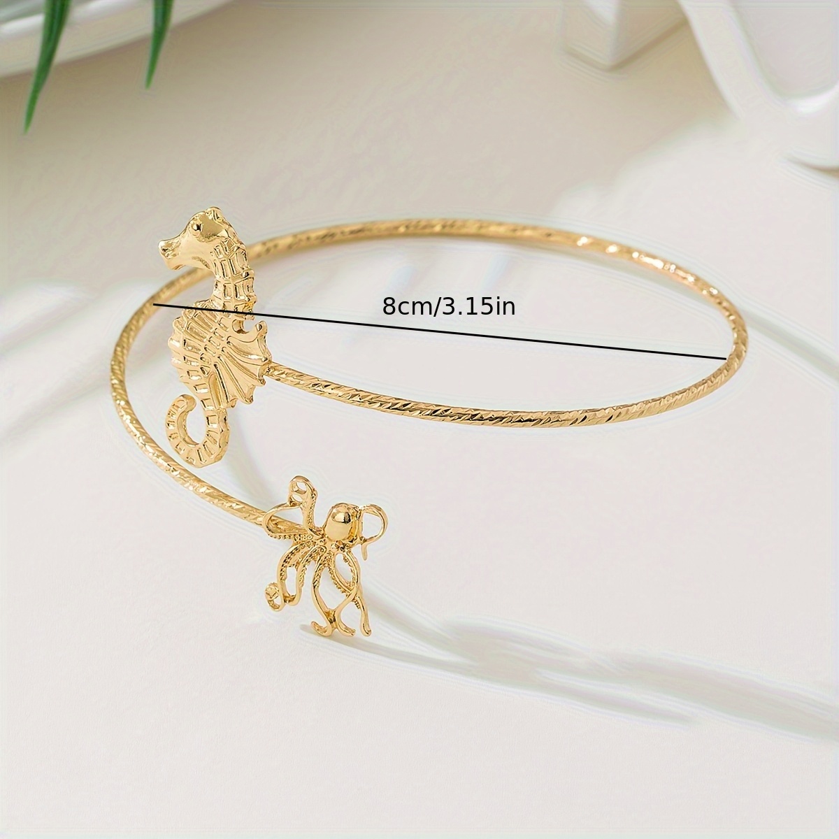 Adjustable Golden Seahorse Arm Cuff for Women - Beach Vacation Accessory