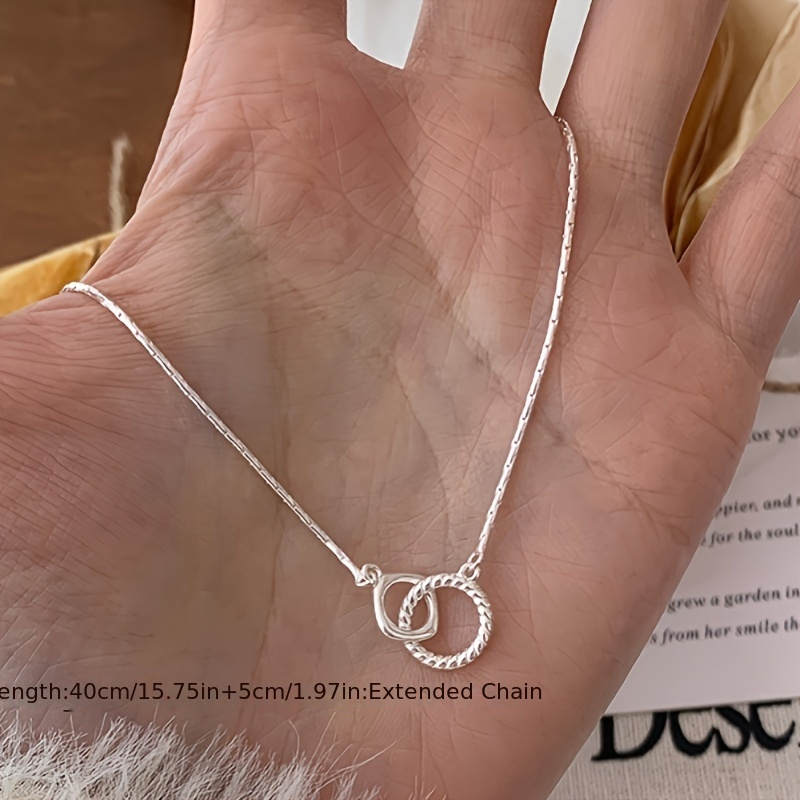 925 Sterling Silver Minimalist Geometric Interlocking Circle Necklace Designed for Women, Hypoallergenic, Elegant And Trendy, Adaptable Collarbone Chain, Perfect Jewelry Gift for Her