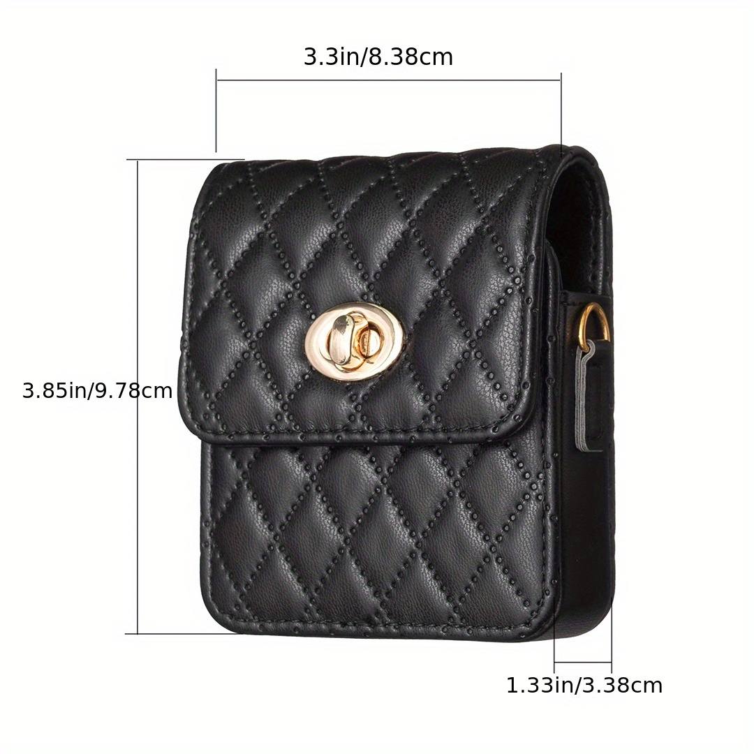 Chanel Hobo Bag: The Exquisite Combination of Fashion and