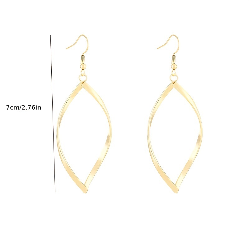 Hollow Twisted Dangle Earrings Alloy Plated Female Gift