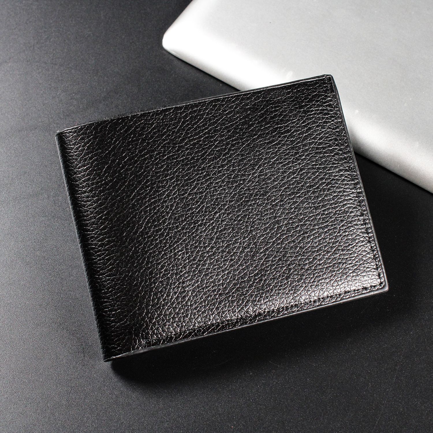 Top Quality Genuine Leather Men Slim Wallet Gift Keychain PU Leather Black  Color Wallet Keychain Promotional Gift Set - Buy Top Quality Genuine  Leather Men Slim Wallet Gift Keychain PU Leather Black