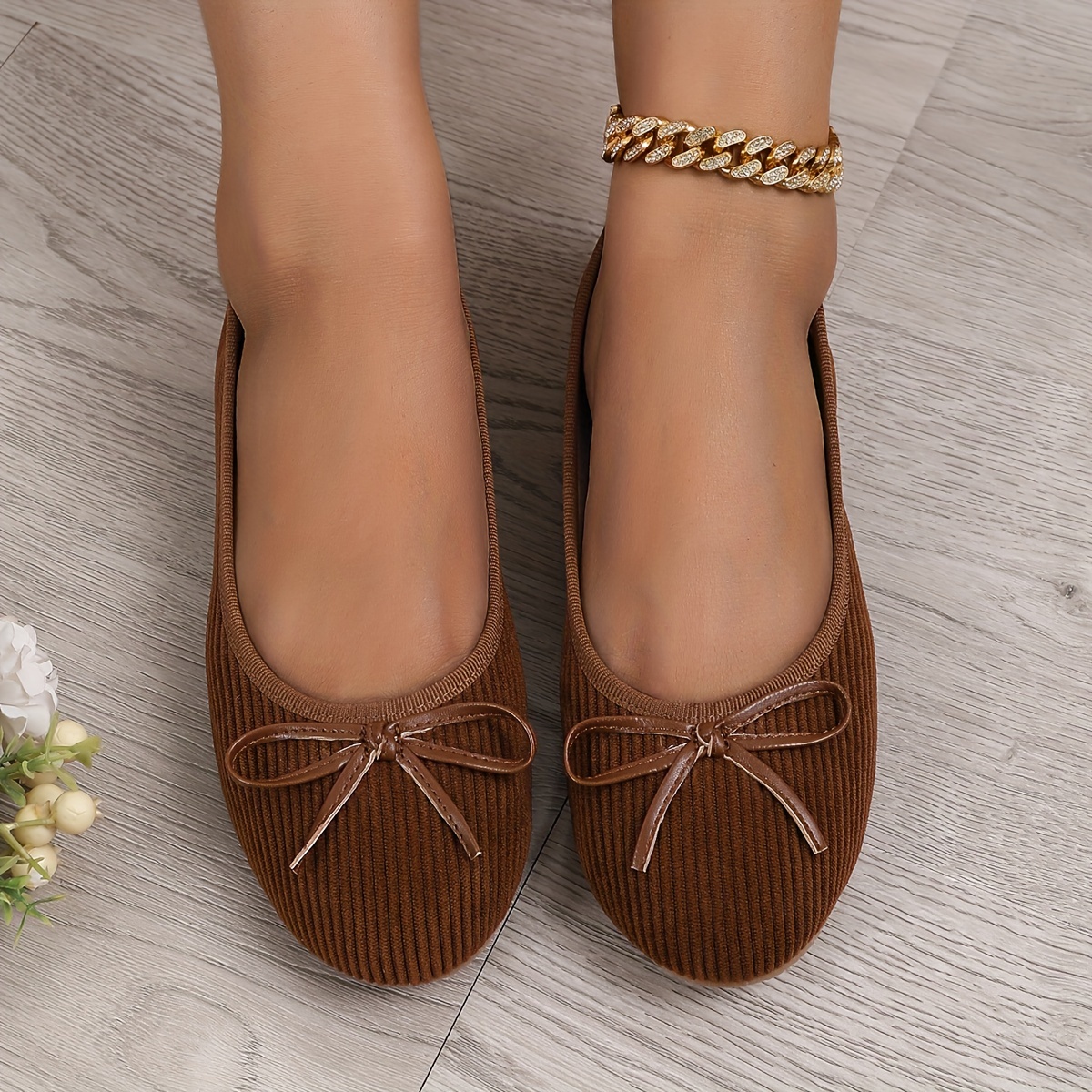 Brown leather on sale flat shoes womens