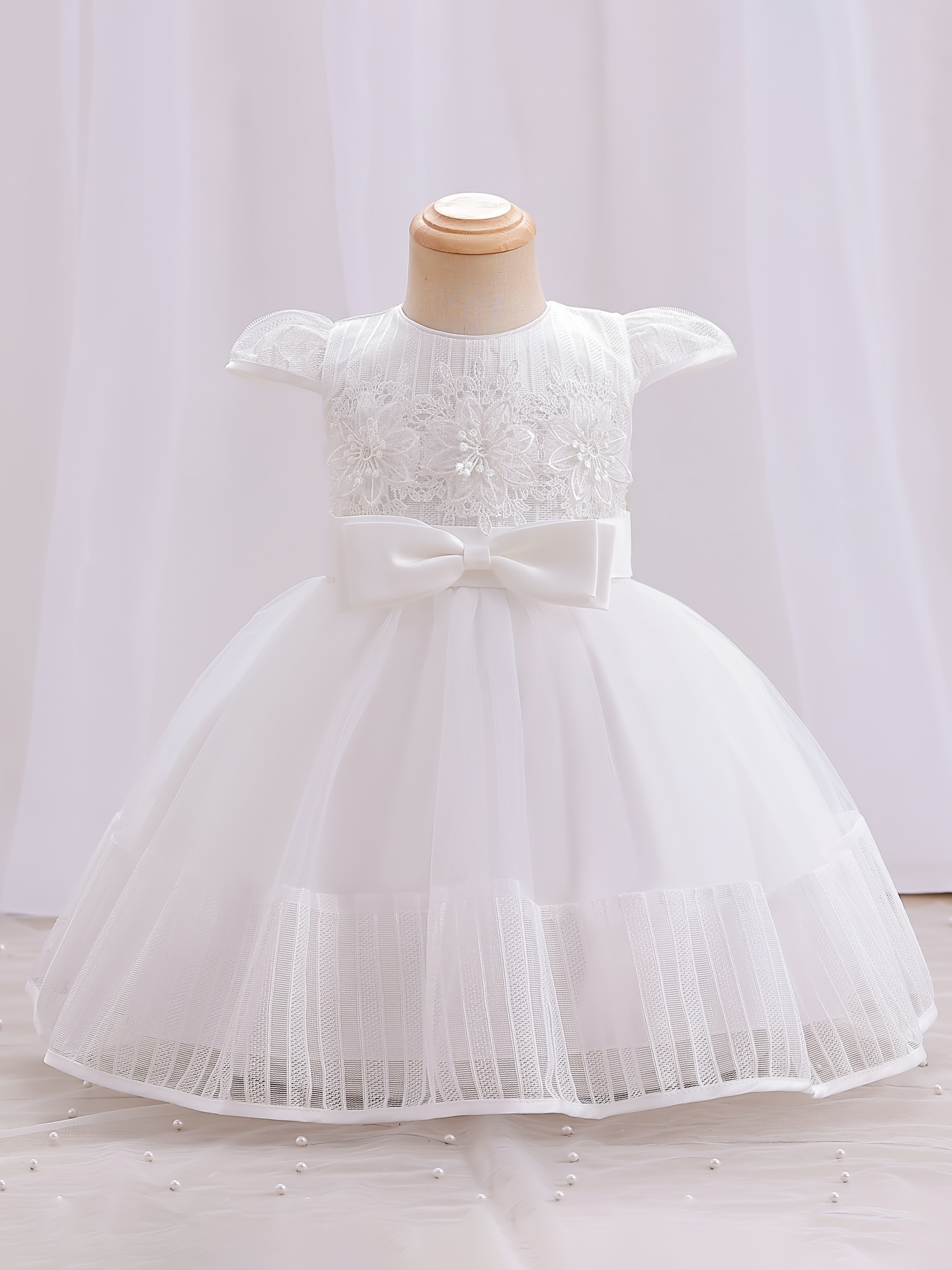 White party wear cheap frock for baby girl