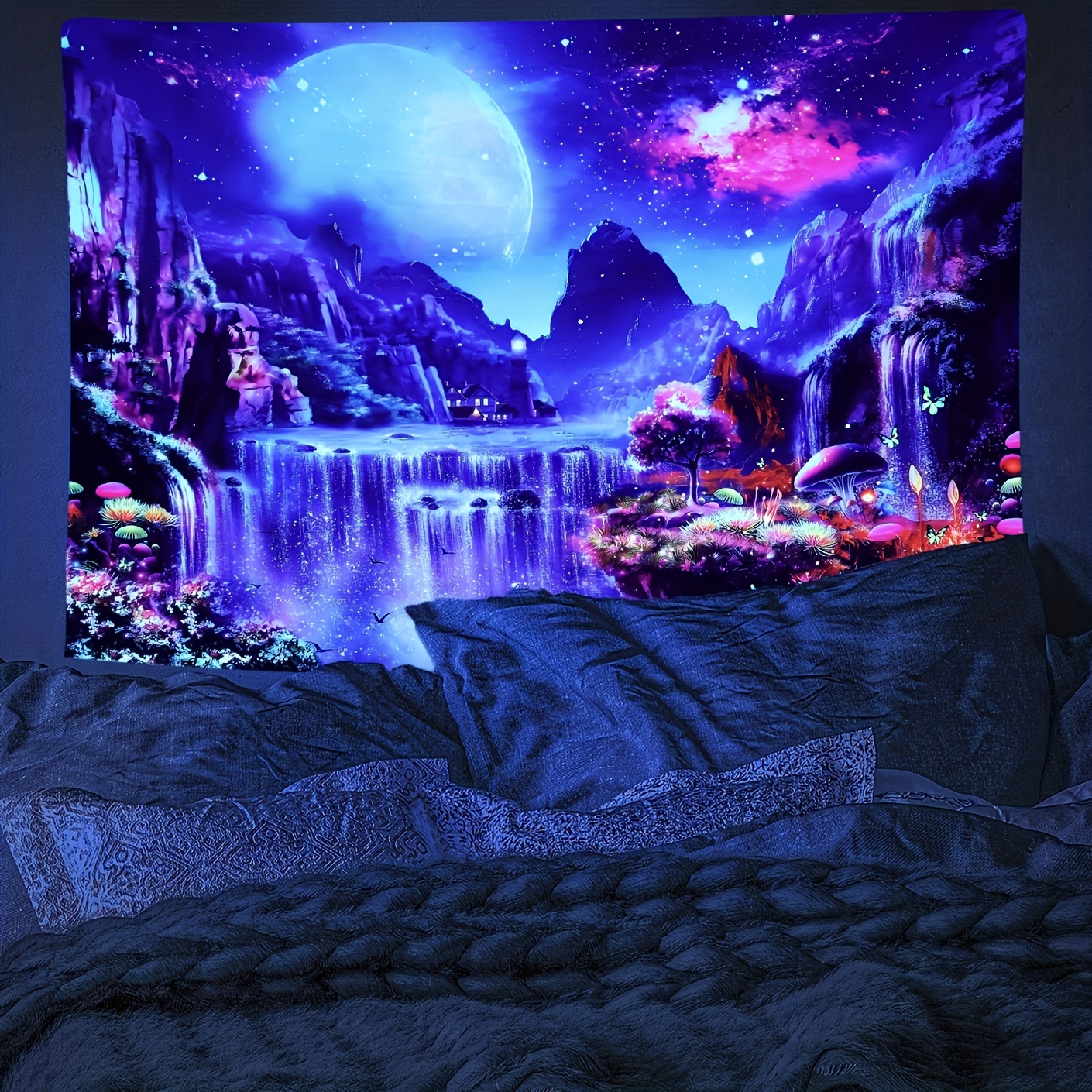 Heopapin Blacklight Tapestry Planet and Mountains