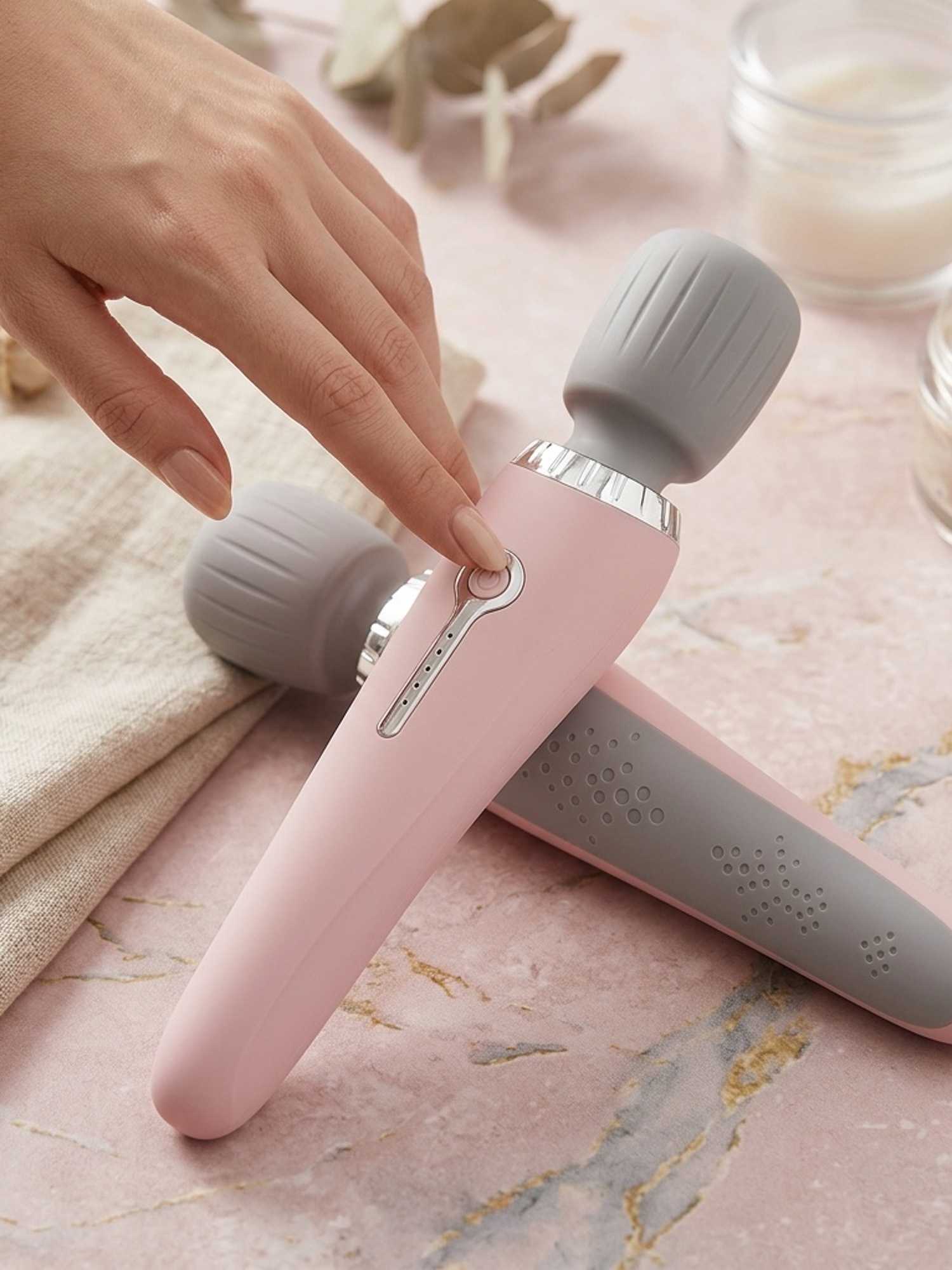 1pc Portable Electric Massager, Handheld Massage Wand, 5-Speed Adjustment, USB-Rechargeable Relaxation Massager Vibrating Massage for Neck, Back, Legs, And Waist Foot Sole Vibration Relaxation Ideal Gift for Men, Women, Athletes, And Seniors
