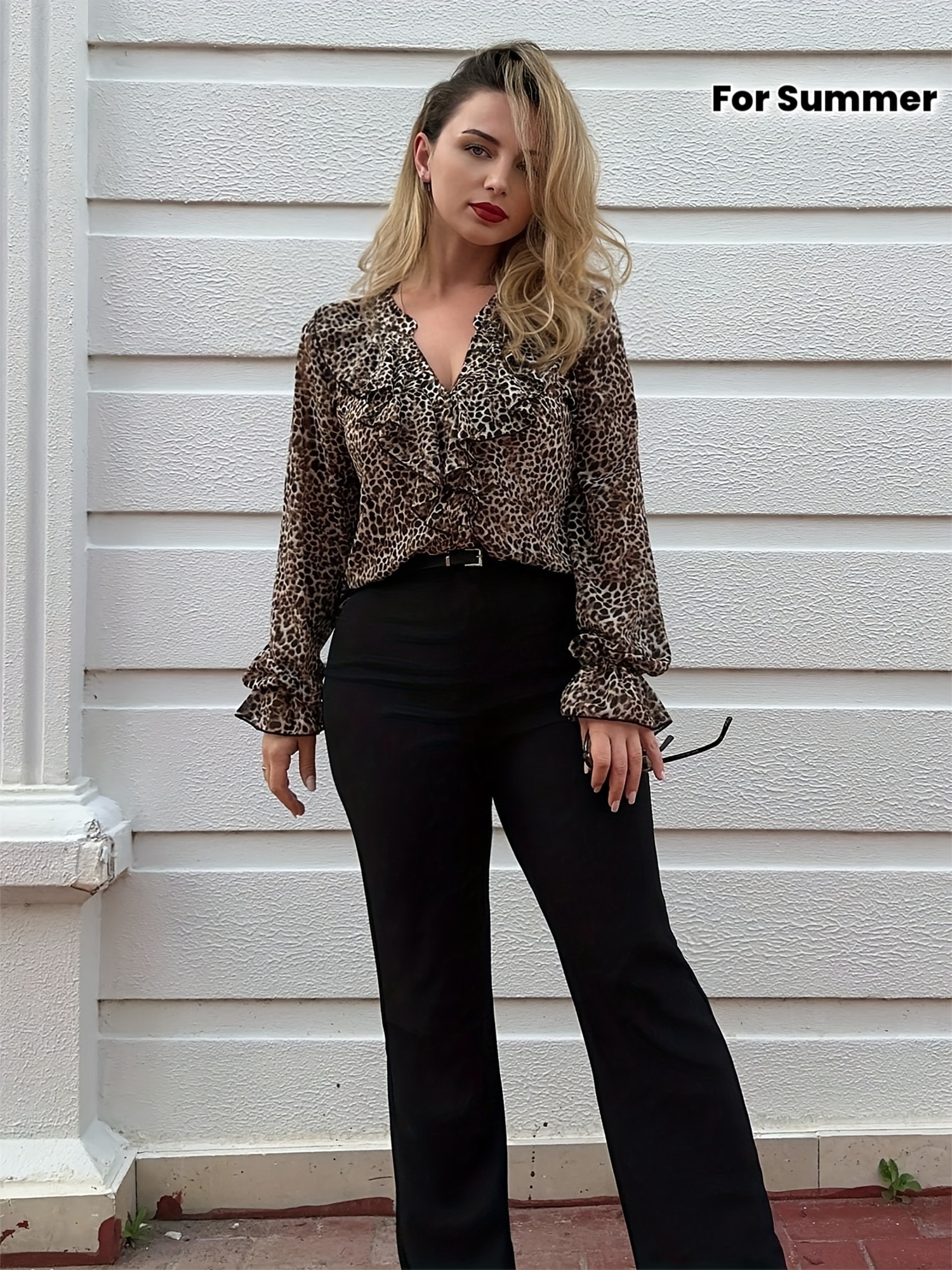 Camicetta da donna elegante a maniche lunghe con stampa leopardata, top stampato in chiffon perlato di alta qualità con protezione solare per primavera/estate, design sottile con bottoni, top da festa alla moda e comodo per donna