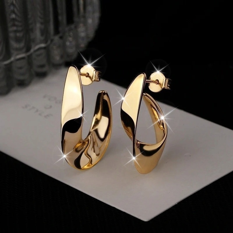 Personality Fashion Twisted Middle Eastern Style Earrings for Women Party Daily Carnival Simple Versatile Earrings