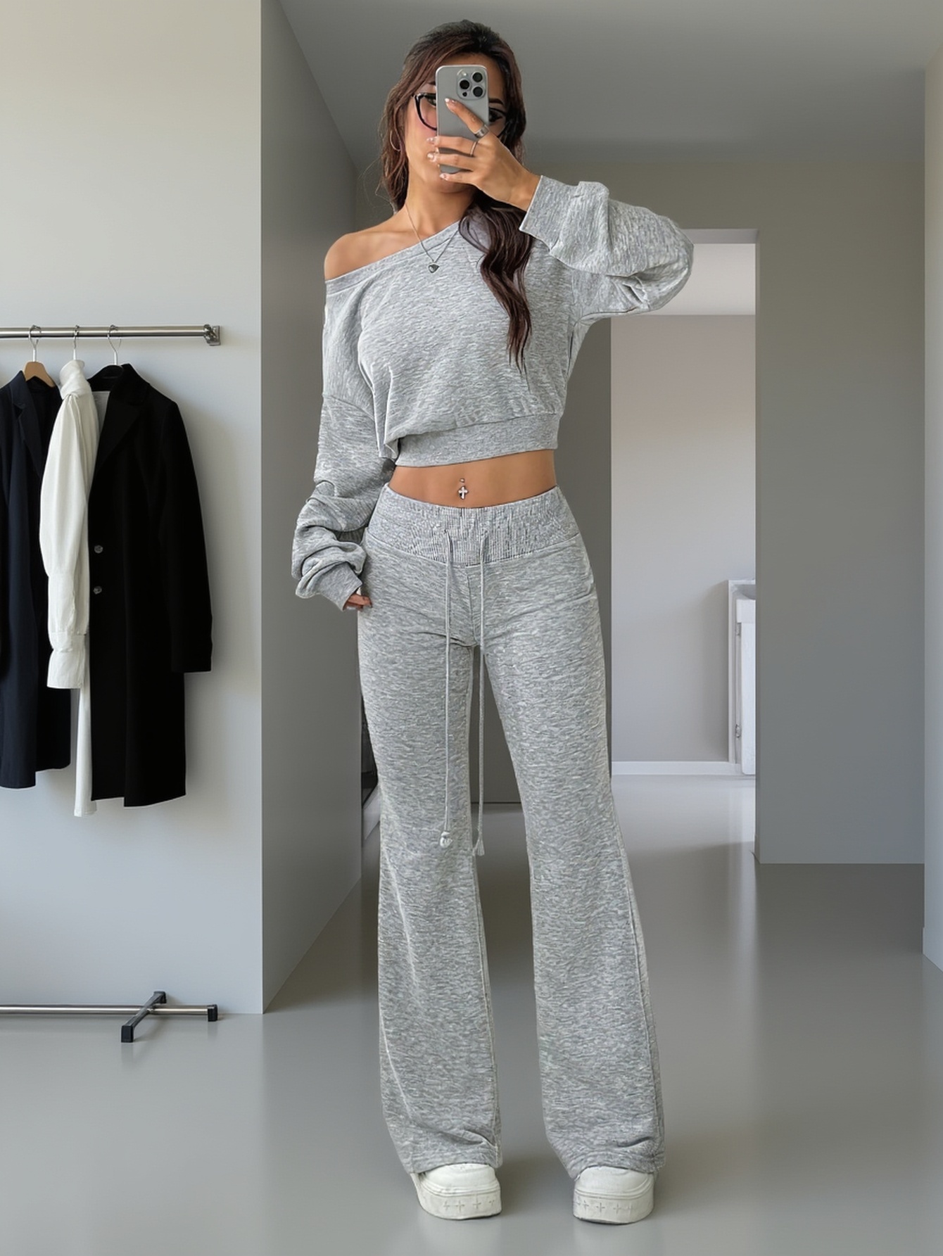 [2pcs Set] Yudomi Women's 2pcs Set: Gray Asymmetrical Collar Sweatshirt and Flared Joggers