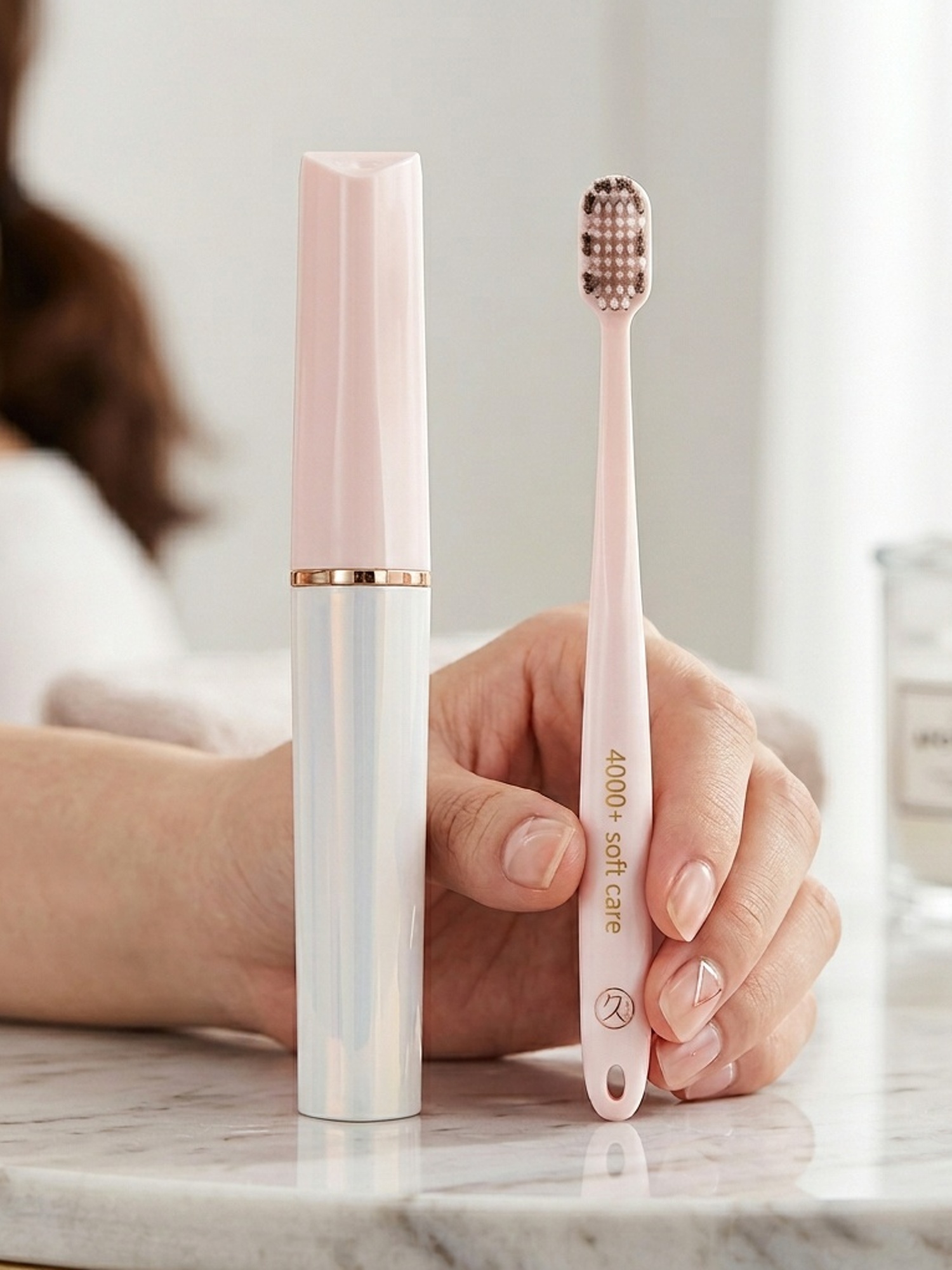 Luxury Travel Soft Manual Toothbrush with Independent Case