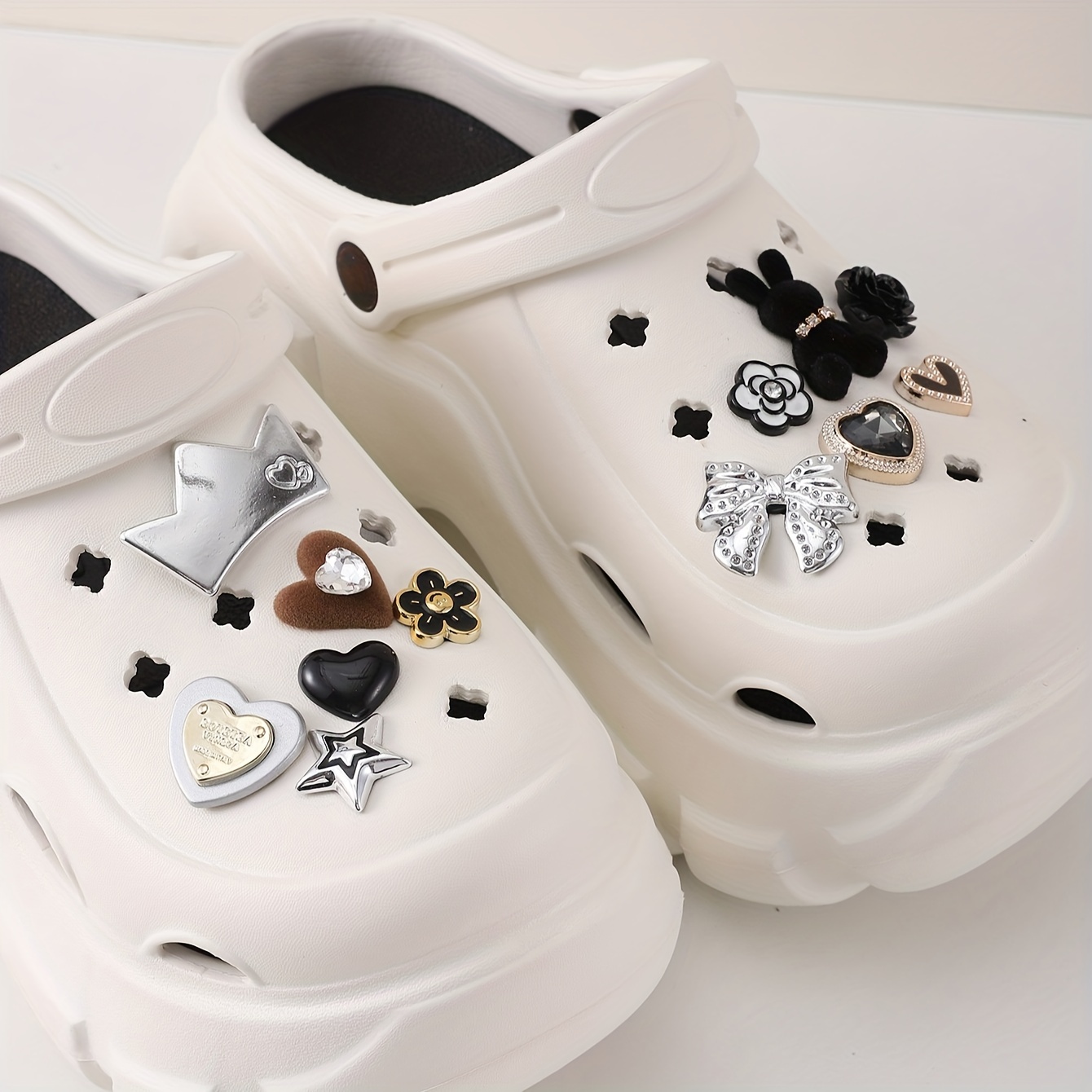 Cute Jelly Chain Croc Charms Designer DIY Shoes Accessories Clogs