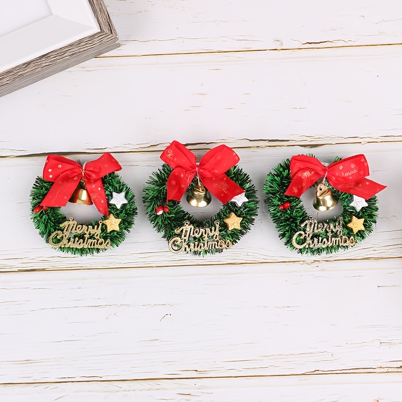 Miniature Wreath With Green Leaves and Berries Dollhouse Hanging Door Wall  Decoration Decorated Tiny Christmas Wreath Tree Tiny Wreath -  UK