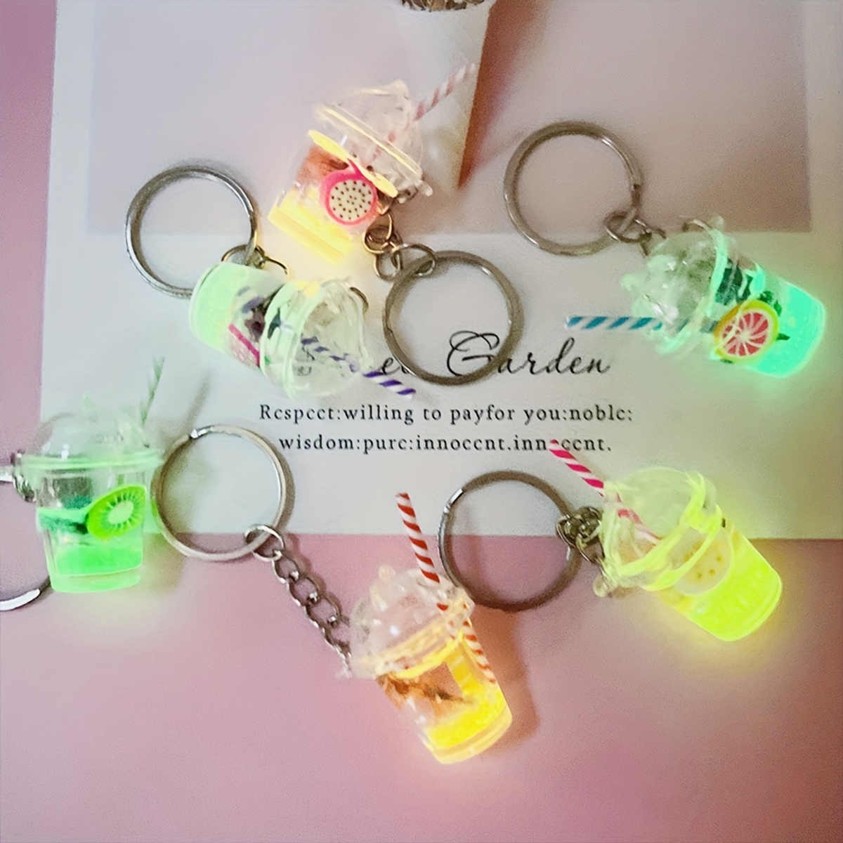 https://img.kwcdn.com/product/fruit-milk-tea-cup-glow-in-the-dark-key-chain/d69d2f15w98k18-90de390a/Fancyalgo/VirtualModelMatting/6cdefde74473148de99861d925a9c3ba.jpg