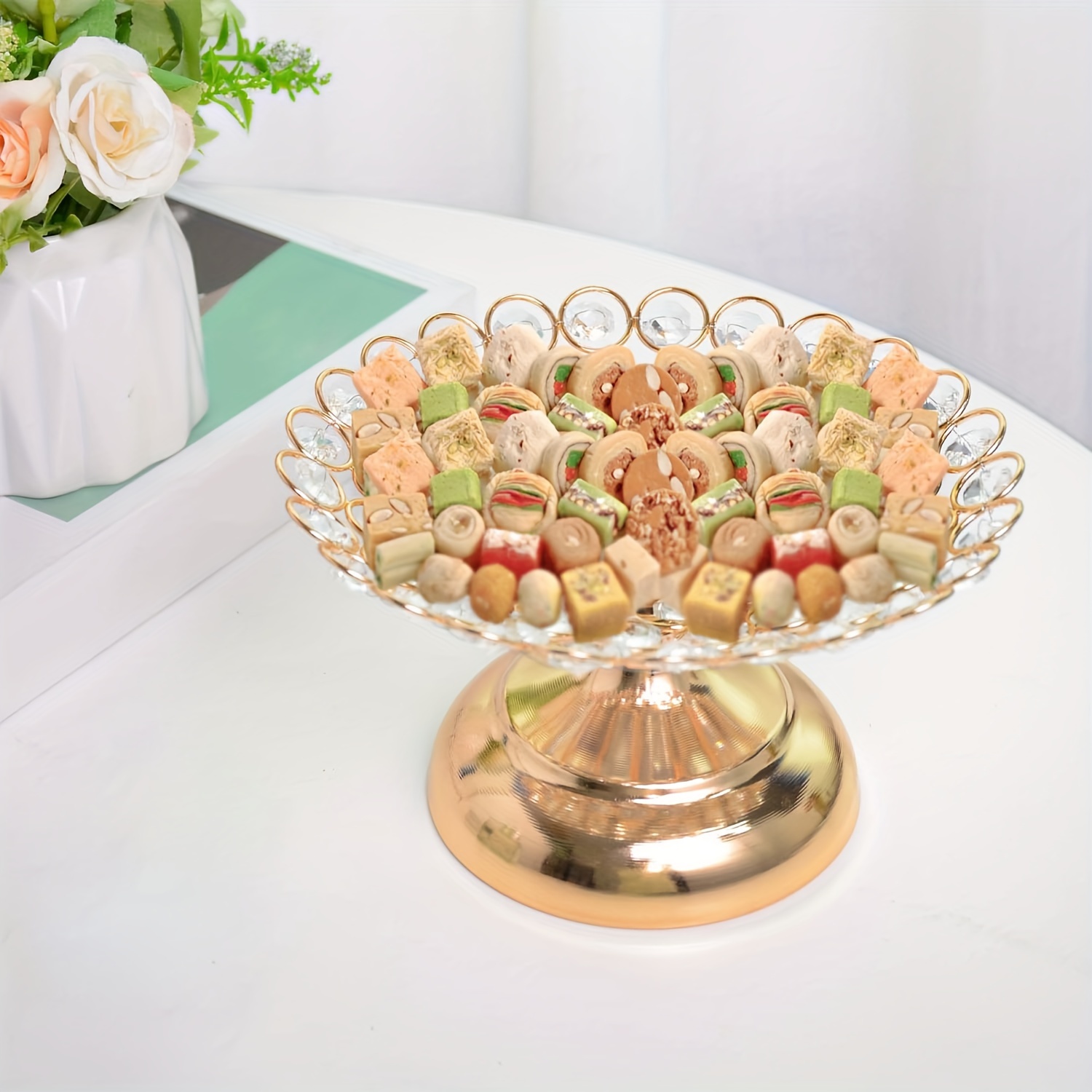 Platos de plástico desechables de lujo de alta calidad con adornos  metálicos de oro rosa, platos de boda blancos, platos de plástico, platos  de buffet -  México