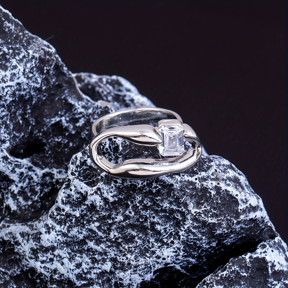Platinum jewelry shop for him