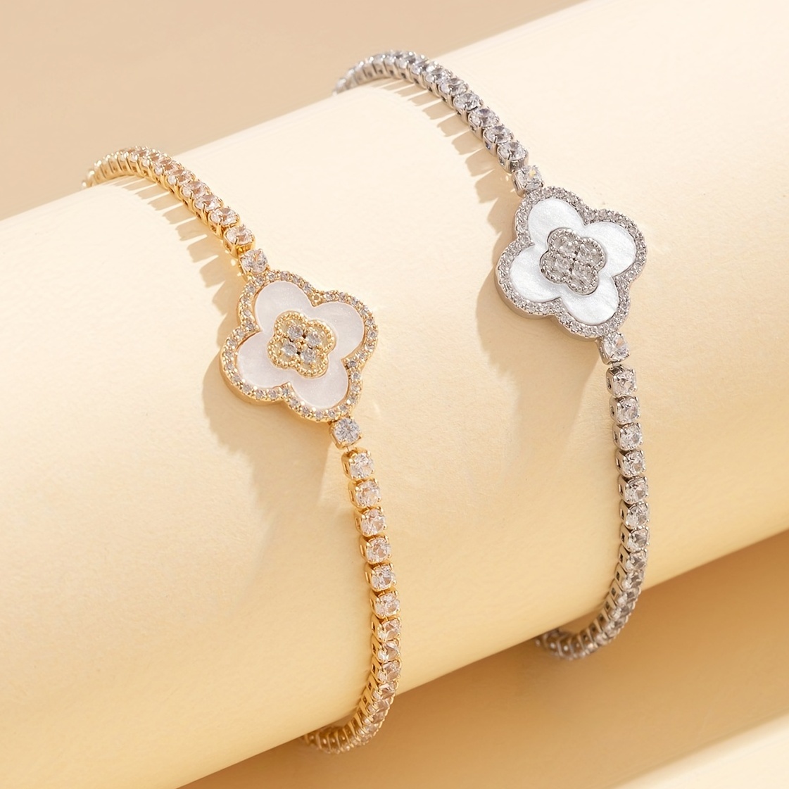 1pc Multicolor Daisy With Rhinestone Double-Sided Four Leaf Clover Bracelet  For Women