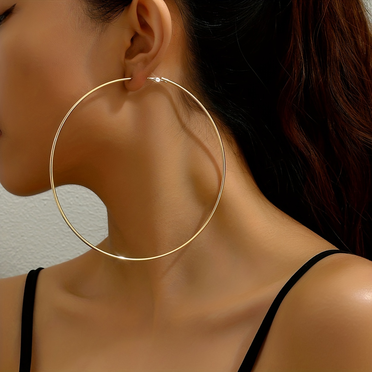 V Shaped Hoop Earrings Alloy Jewelry Simple Leisure Style For Women Girls  Daily Casual Female Ear Accessories - Temu Germany
