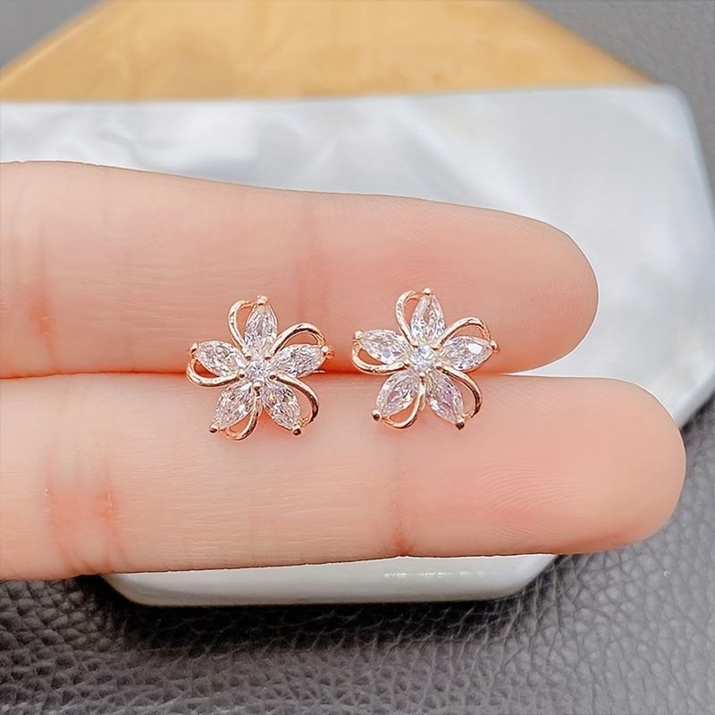 Exquisite Flower Design With Shiny Zircon Decor Stud Earrings Sexy Cute  Style Copper 14K Plated Jewelry Female Gift