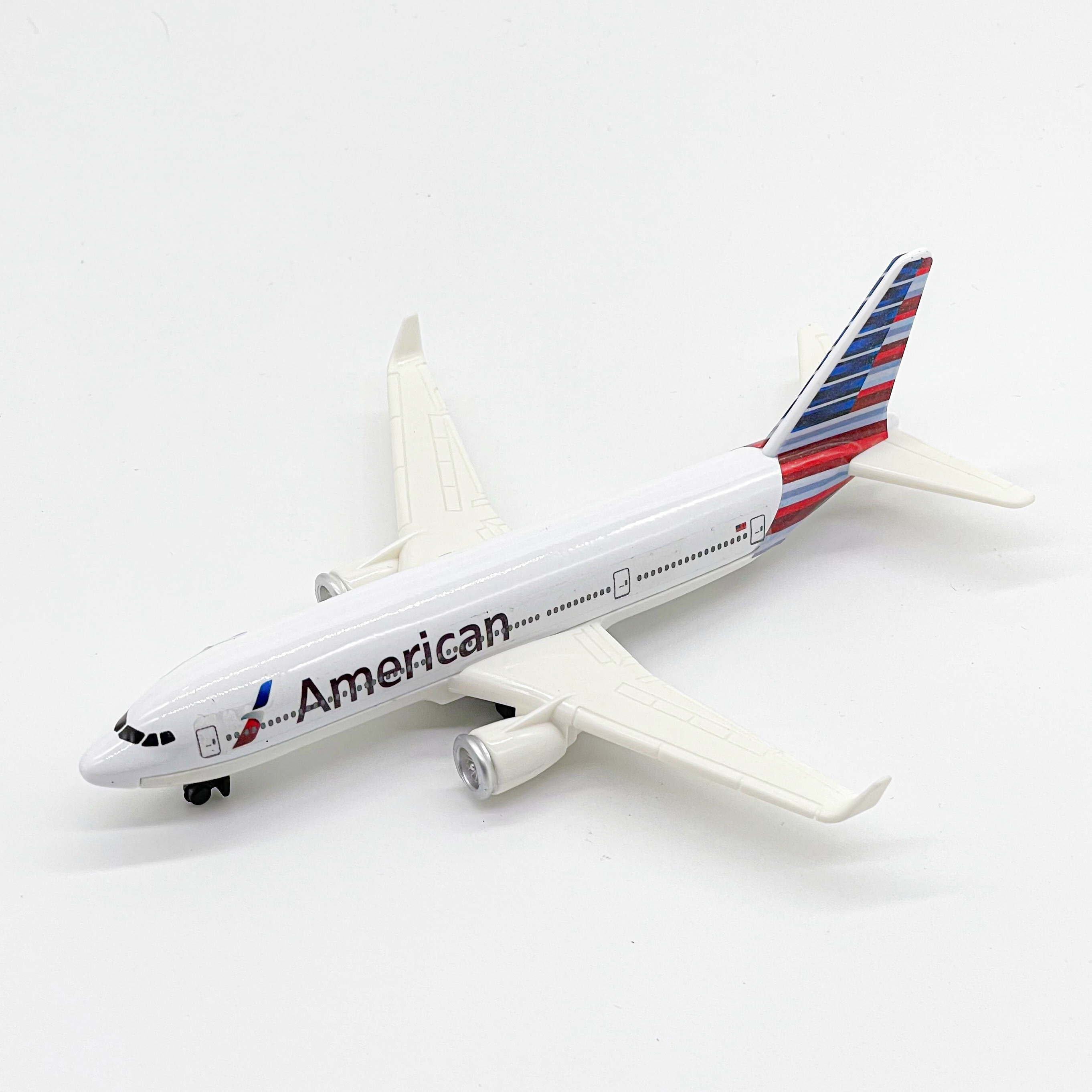  Daron American Airlines Single Plane , White : Arts, Crafts &  Sewing