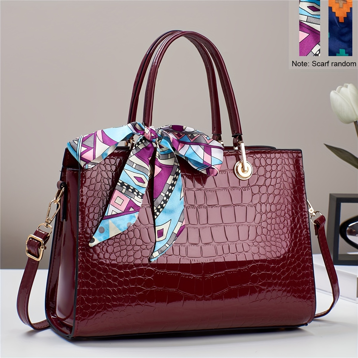 2023 New Mini Handbag Fashion PU Leather LV Handbag Ladies Shoulder Bag LV  Bright Girl Bag - China Wholesale Replicas Bags and Tote Bag price