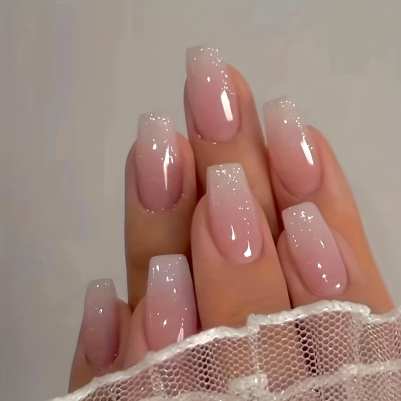 What shape suits me best? : r/Nails