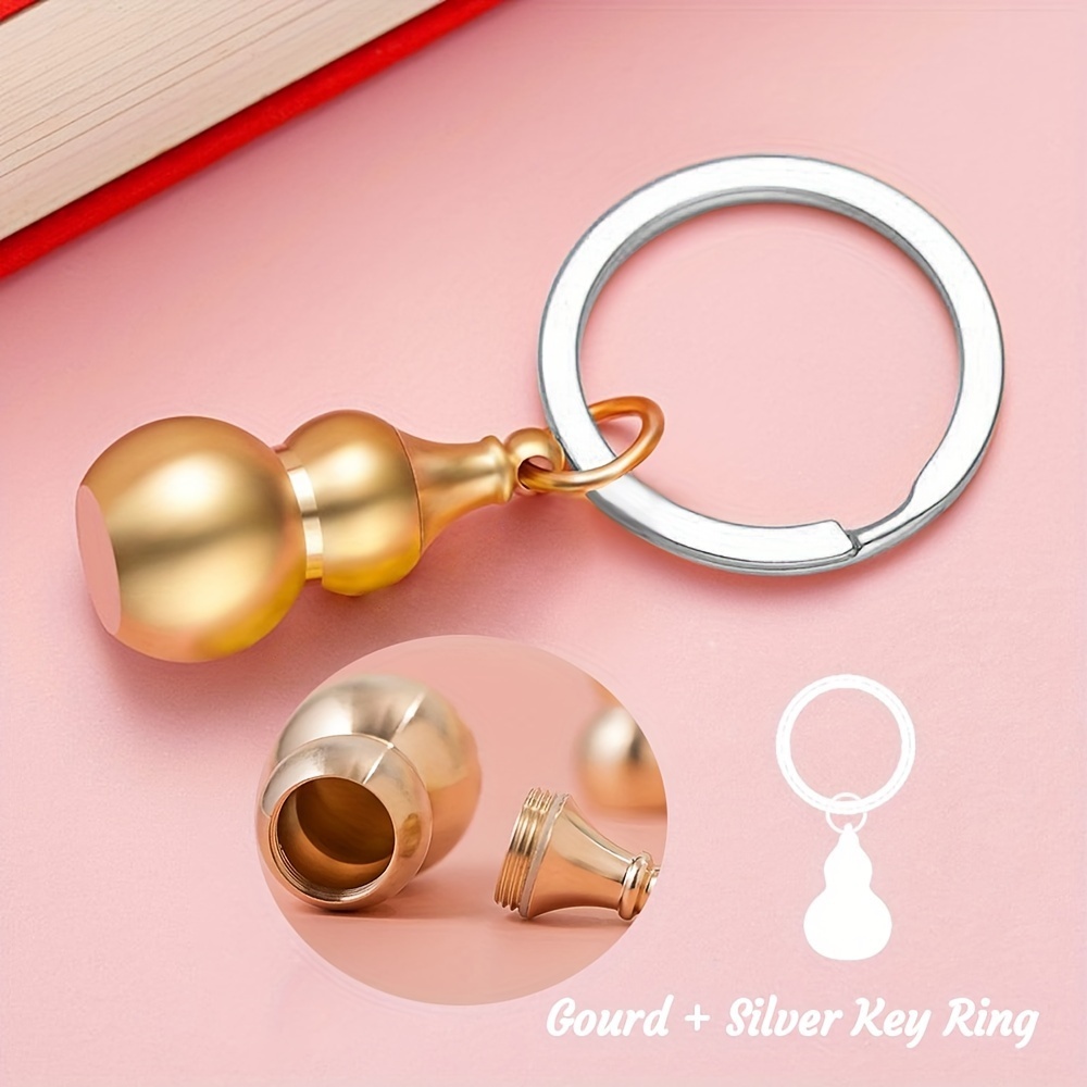 https://img.kwcdn.com/product/golden-hollowed-out-gourd-keychain-pendant/d69d2f15w98k18-fa2c1ac3/Fancyalgo/VirtualModelMatting/35beee472273f1a0f9e856c4310ab451.jpg