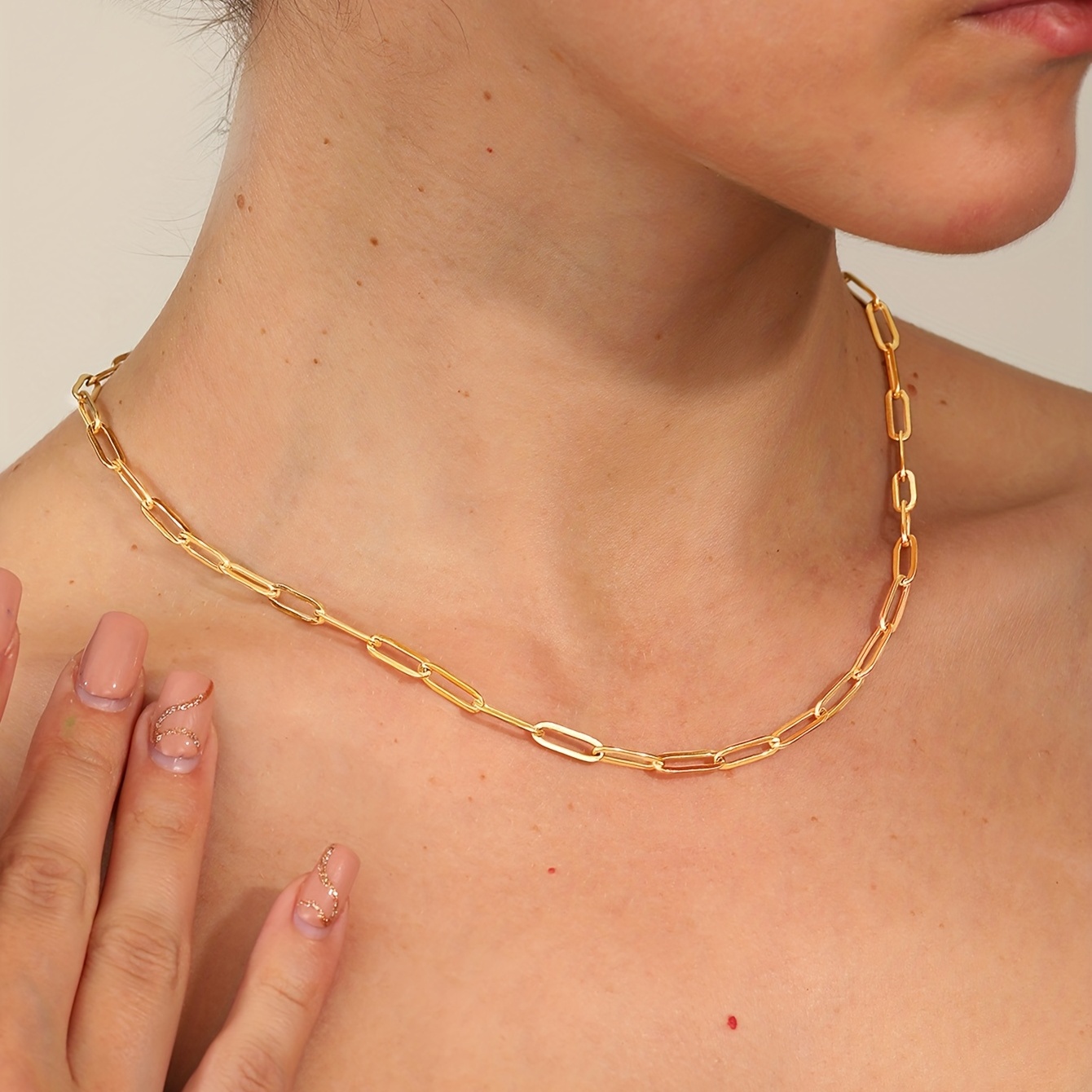 Gold Chain Necklace, 18K Gold Plated Stainless Steel Unisex Waterproof Necklace Gold / 22 Inches