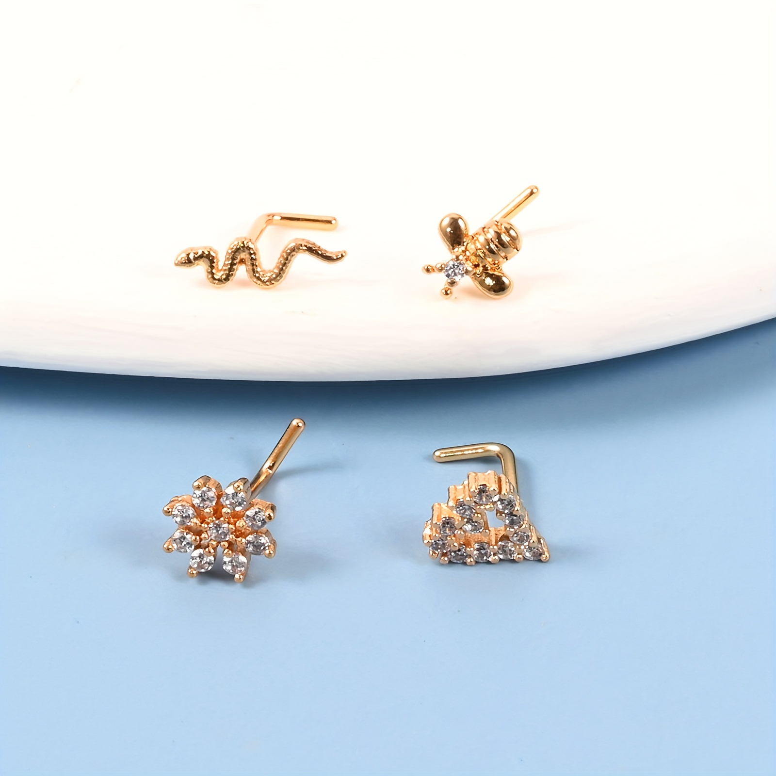 Tanishq nose clearance stud