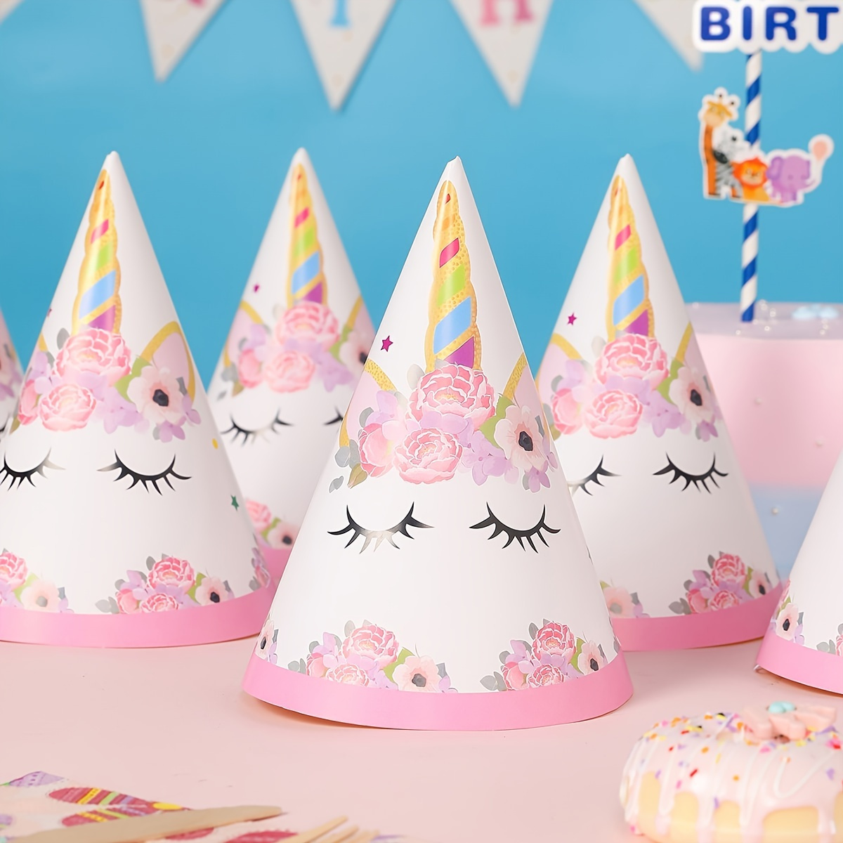 Chapeau d'anniversaire,Kit Party Décoration Mignon pour Fête Anniversaire  Enfants,11pcs Chapeaux Cône de Fête,15pcs Sifflet Colorées