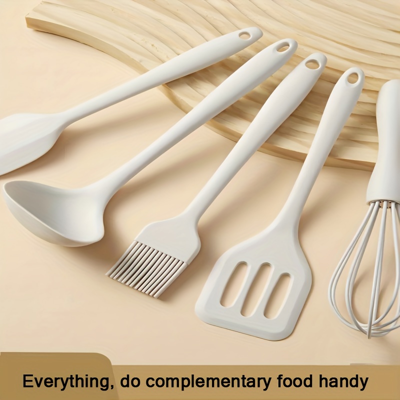 https://img.kwcdn.com/product/heat-resistant-cooking-utensils/d69d2f15w98k18-a826f8b6/Fancyalgo/VirtualModelMatting/0a34c05290a83d215b5a9a94f36330e7.jpg