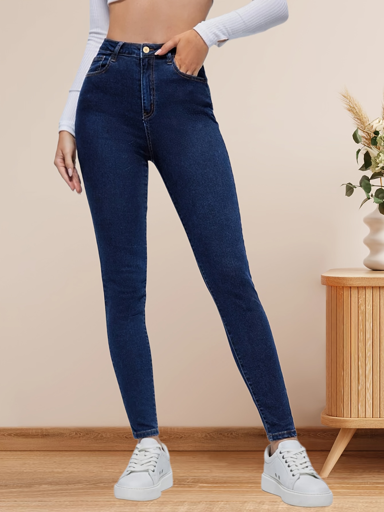 High Curvy Skinny Jeans, Long Plicated Legs Solid Color Butt