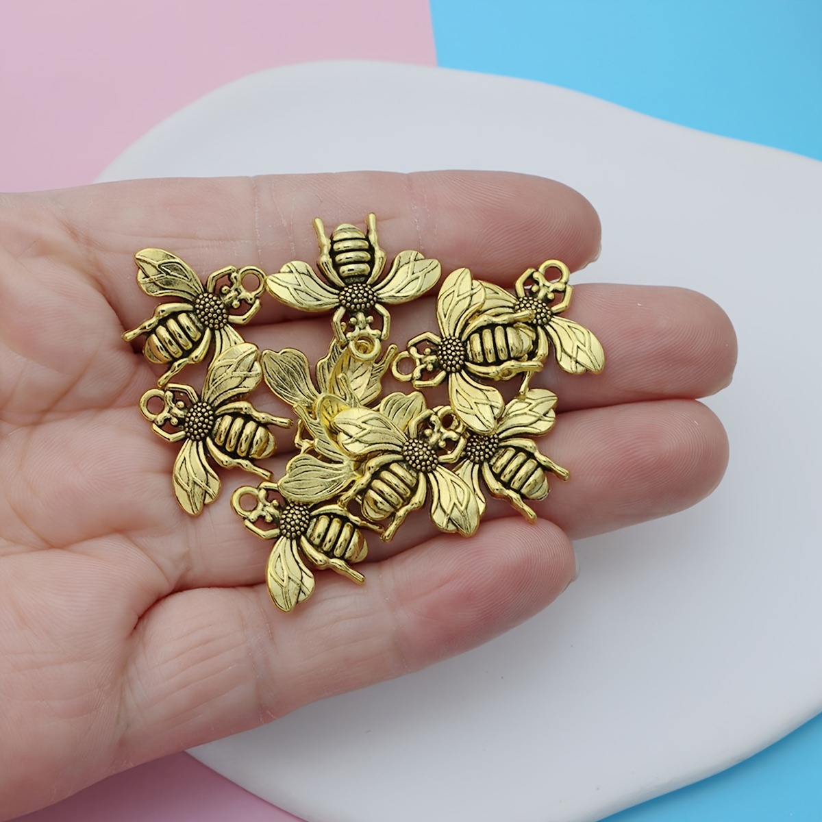 Gold Bee Charms, 19x22mm - 5 Pieces