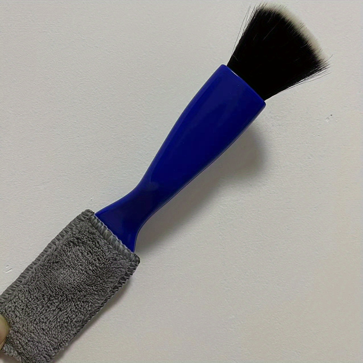 Nettoyage intérieur de la voiture brosse douce outil de lavage de