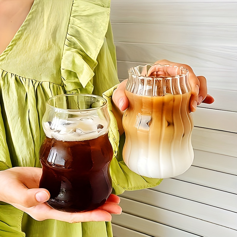 Stacked Tires Shaped Drinking Glasses With Glass Straws, Aesthetic