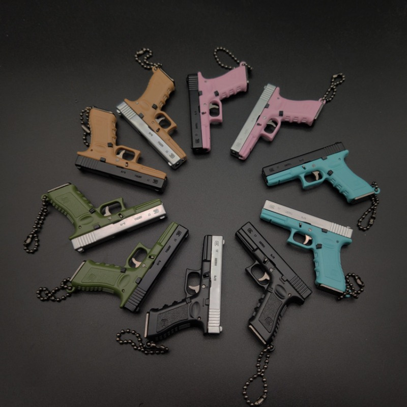 Fortnite Keyring, 3D Guns Keychain, Cool Keyrings For Party Bag