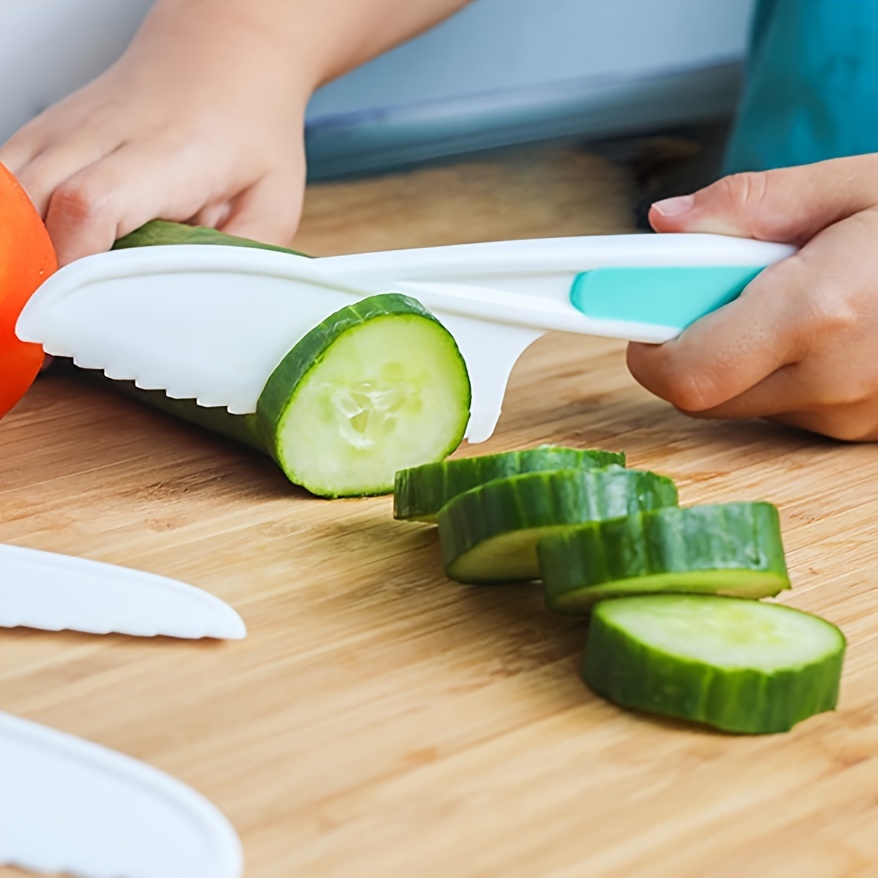 Cuchillo de madera seguro para niños, cuchillo Montessori para utensilios para  niños, cortador de frutas y verduras para niños pequeños, picador de roble  -  México