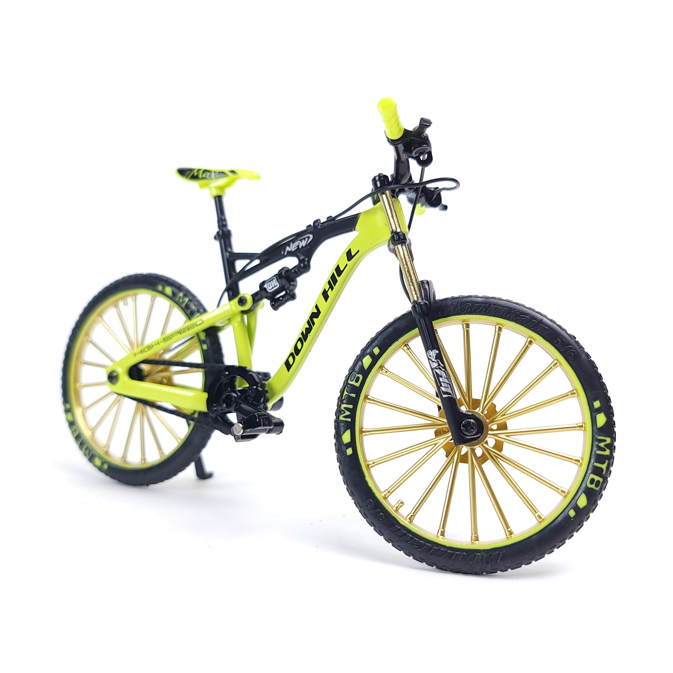 Triciclo adulto 24 pulgadas bicicleta con cesta y lámpara 3 ruedas 7  velocidades Triciclo plegable negro : : Juguetes y juegos