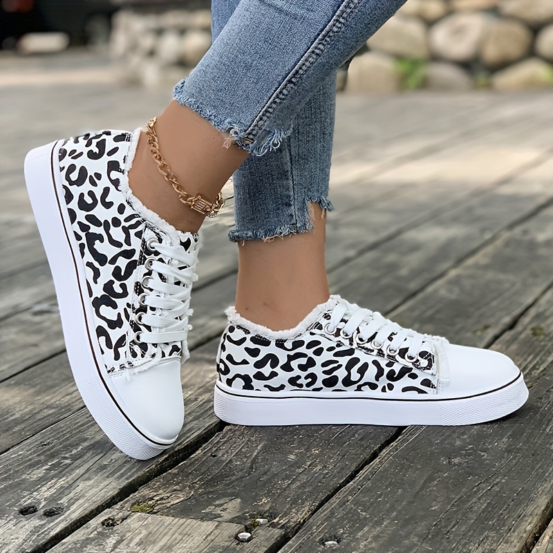 Leopard print shoes hot sale black and white