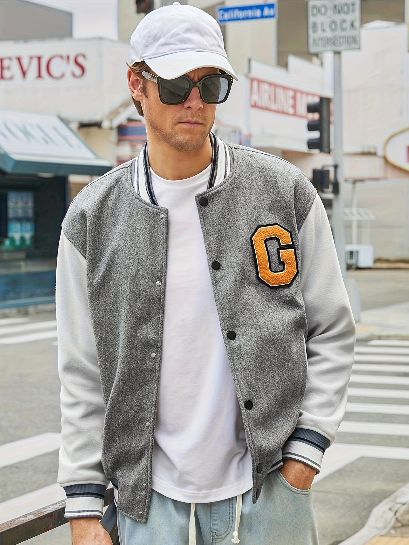 Men Letter Embroidery Two Tone Varsity Jacket