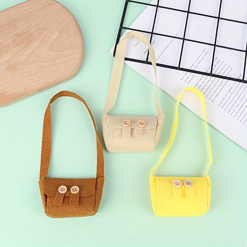 https://img.kwcdn.com/product/little-duck-crossbody-small-backpack/d69d2f15w98k18-91385ec3/Fancyalgo/VirtualModelMatting/f5d0fd8cf257877b712fd6ba9380214f.jpg