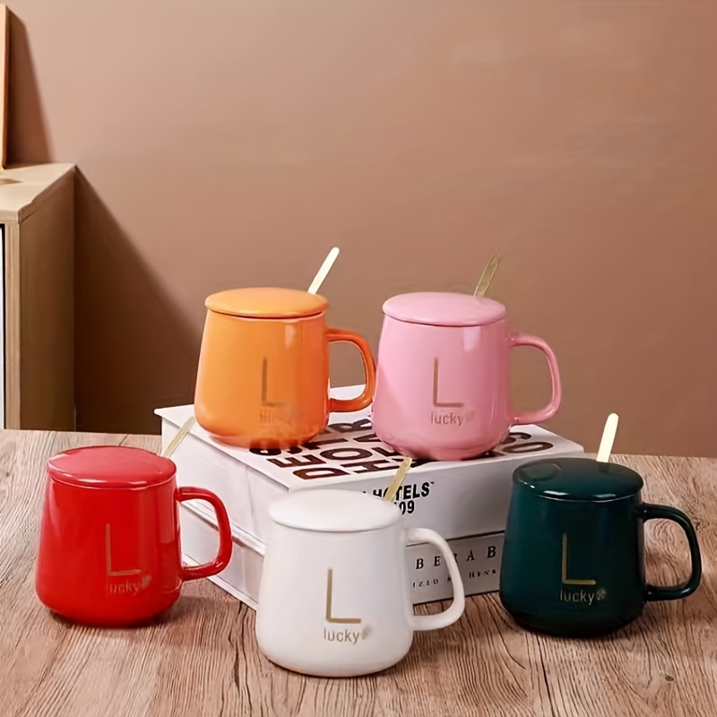 Nordic style ceramic mugs and coffee warmer