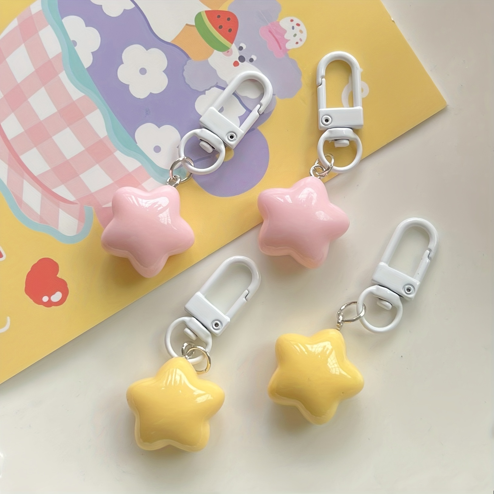Simple pink lightweight heart Keychain, Y2K Aesthetic Heart Keychain, Heart  bag charm, Cute Gift for friends, Cute keychain