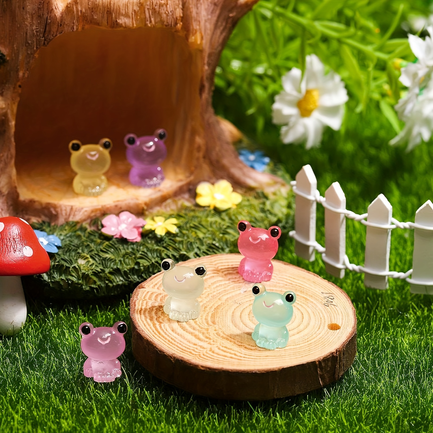 SparkleFab Mini Resin Animals Variety Pack 200 Pcs Luminous Tiny