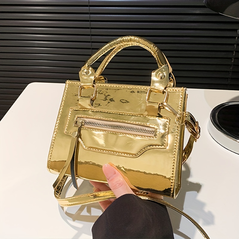 Fashion illustration Minaudière Petite Bijou gold minibag by Louis Vuitton  — The Glam Pepper